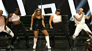 ariana_perf