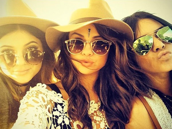 selena-gomez-kylie-kendall-jenner-coachella-gallery-3