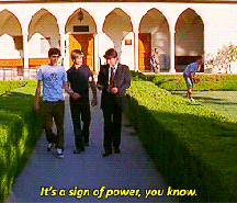 tumblr_n0m3hr0EOw1qa51p2o2_250