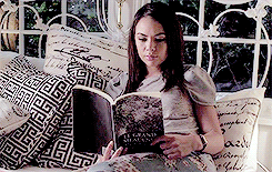 tumblr_nayw1bJO3S1r7b1s5o4_250