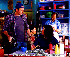 tumblr_mlpyheIIOz1riu9yso2_r1_250