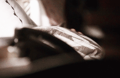 tumblr_mv7fl7kEle1qaeiy6o1_250