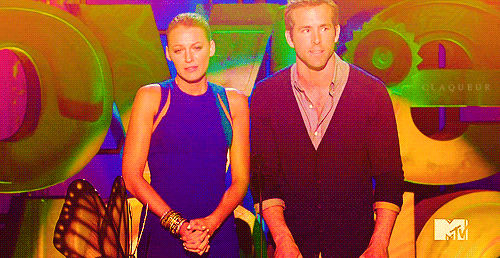 blake-lively-and-ryan-reynolds-presenting