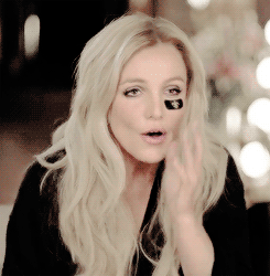 tumblr_nj4xh9EdwE1rc2l2fo3_250