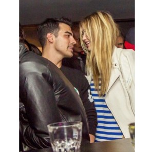 tumblr_npqwgii8Gd1uxpfrro1_1280